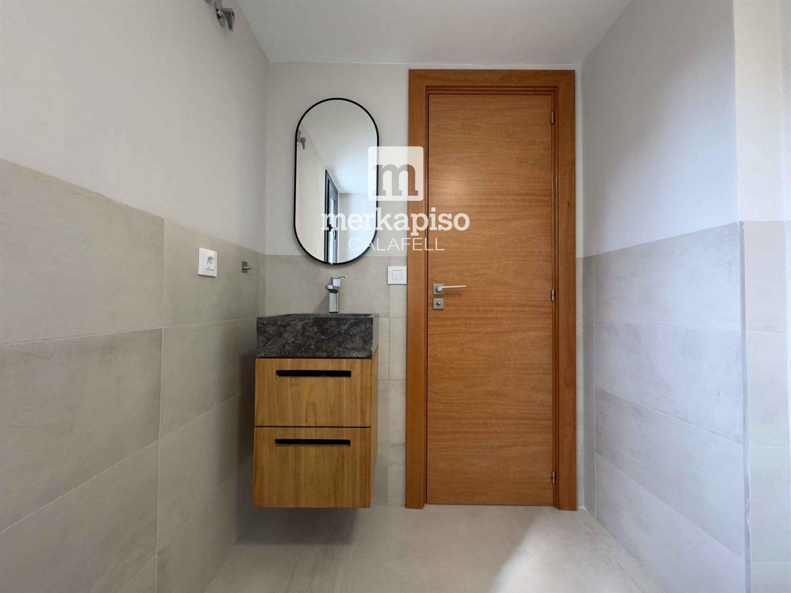5 bedroom Townhouse for sale in Cunit - € 420,000 (Ref: 9506667)
