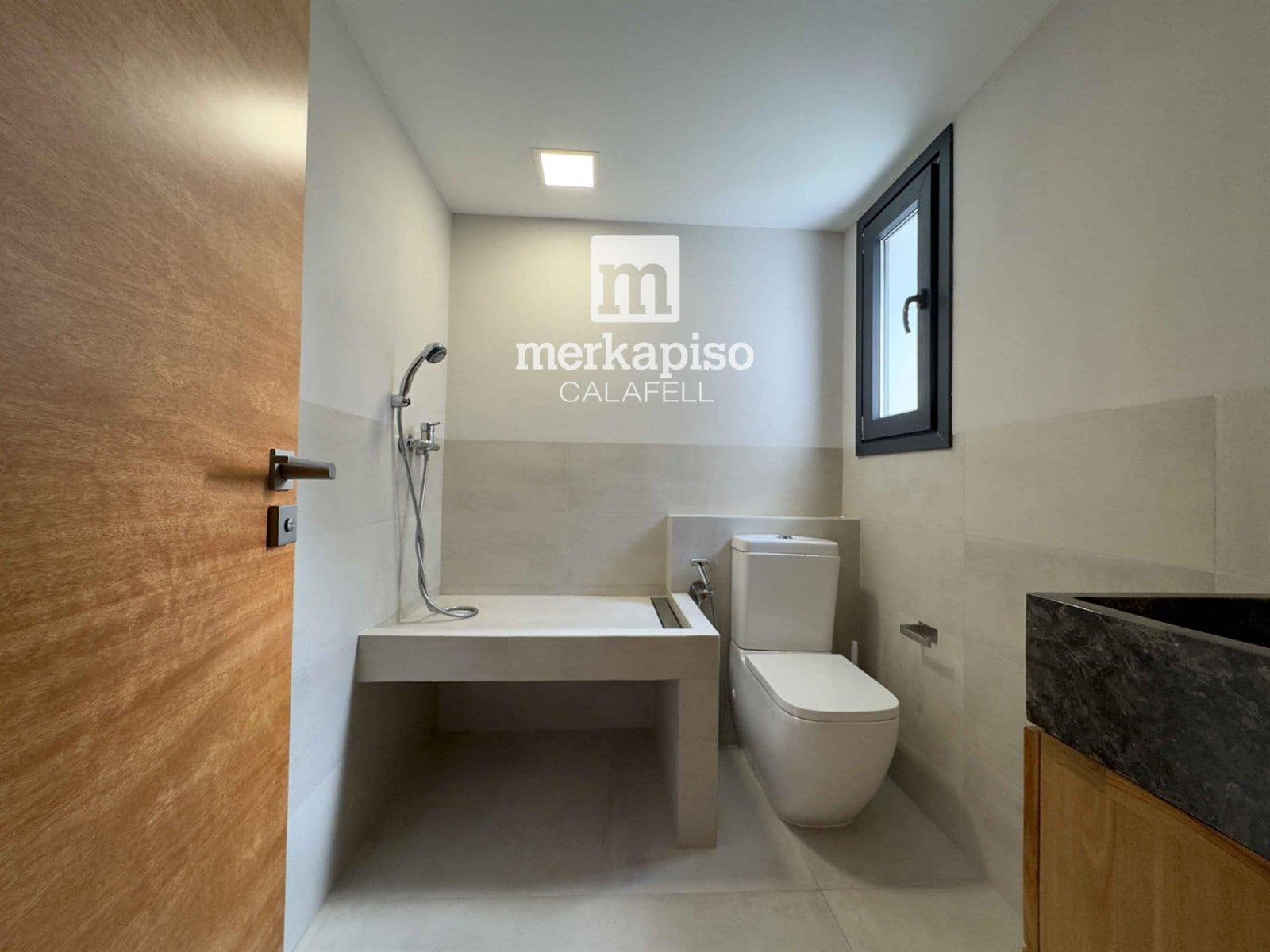 5 bedroom Townhouse for sale in Cunit - € 420,000 (Ref: 9506667)