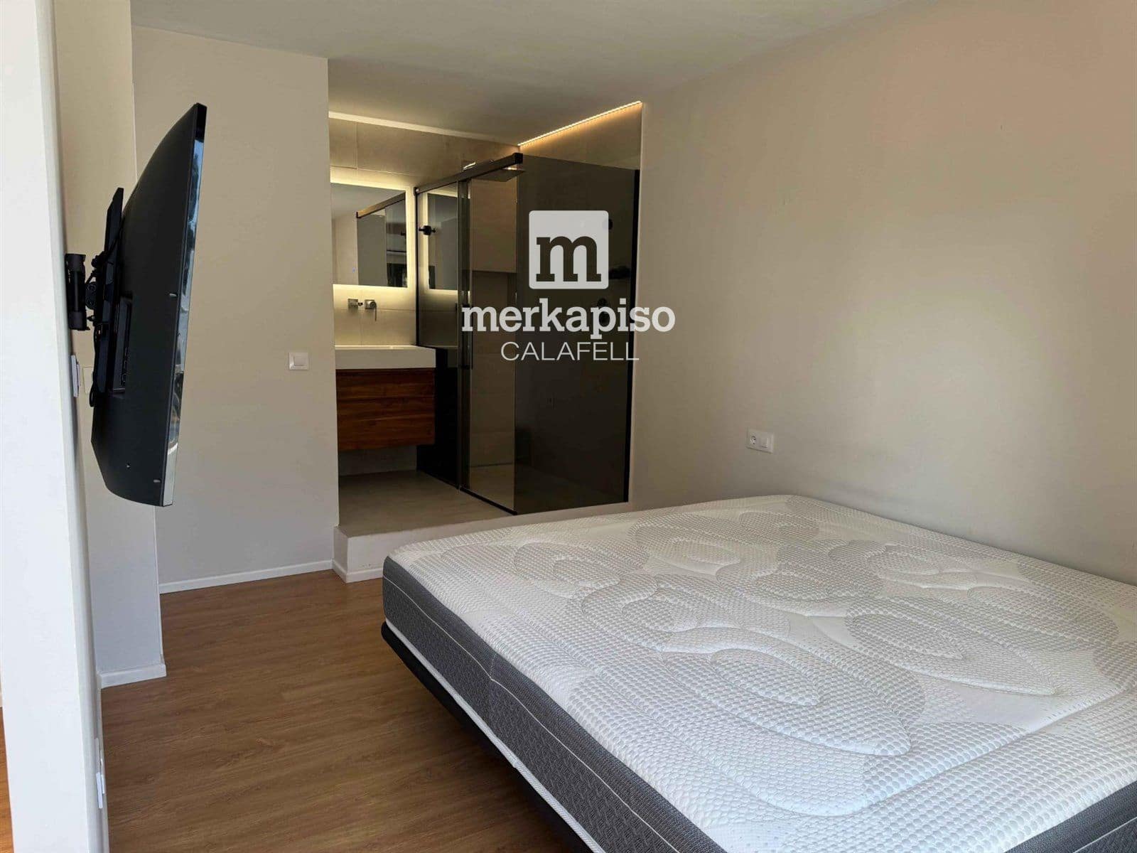 5 bedroom Townhouse for sale in Cunit - € 420,000 (Ref: 9506667)