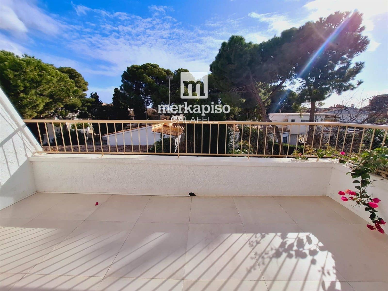 5 bedroom Townhouse for sale in Cunit - € 420,000 (Ref: 9506667)