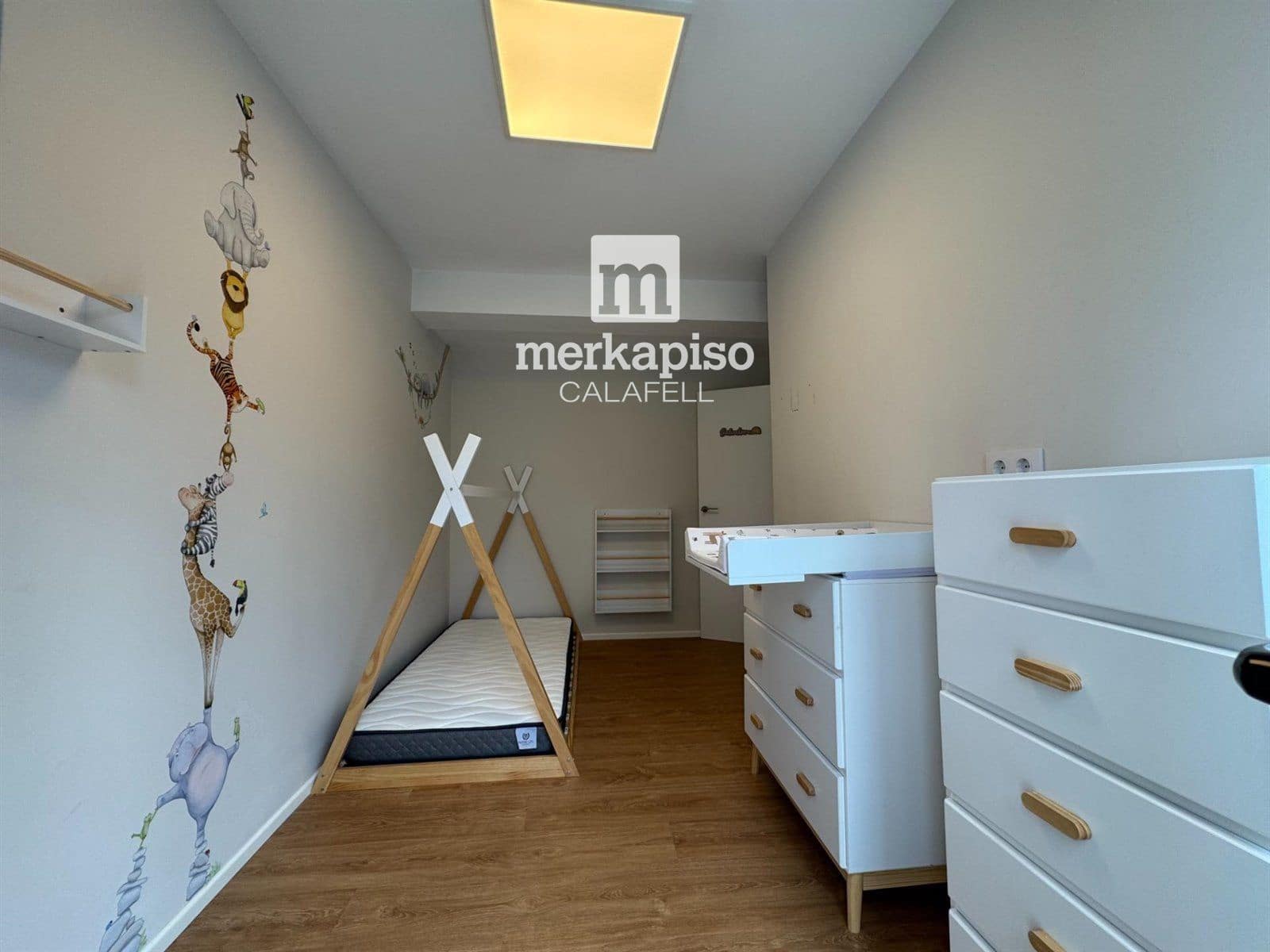 5 bedroom Townhouse for sale in Cunit - € 420,000 (Ref: 9506667)