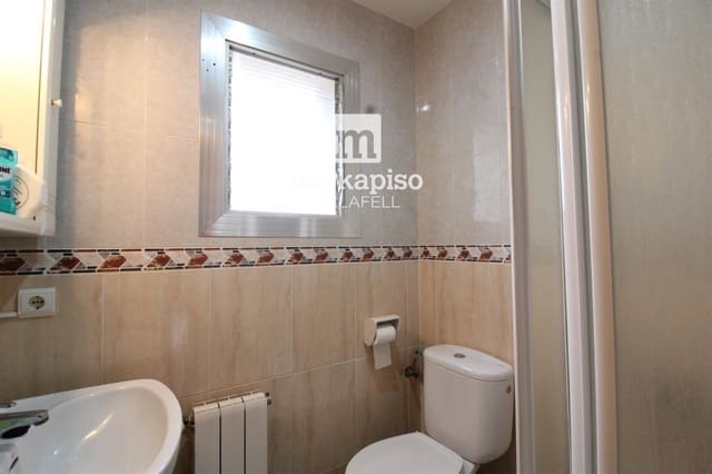 4 makuuhuone Omakotitalo myytävänä paikassa Cunit mukana 
autotalli - 260 000 € (Ref: 9506670)