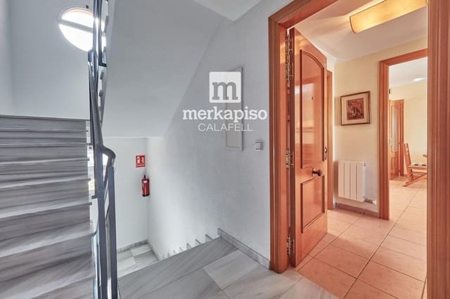 2 makuuhuone Kattohuoneisto myytävänä paikassa Calafell mukana uima-altaan 
autotalli - 340 000 € (Ref: 9506674)