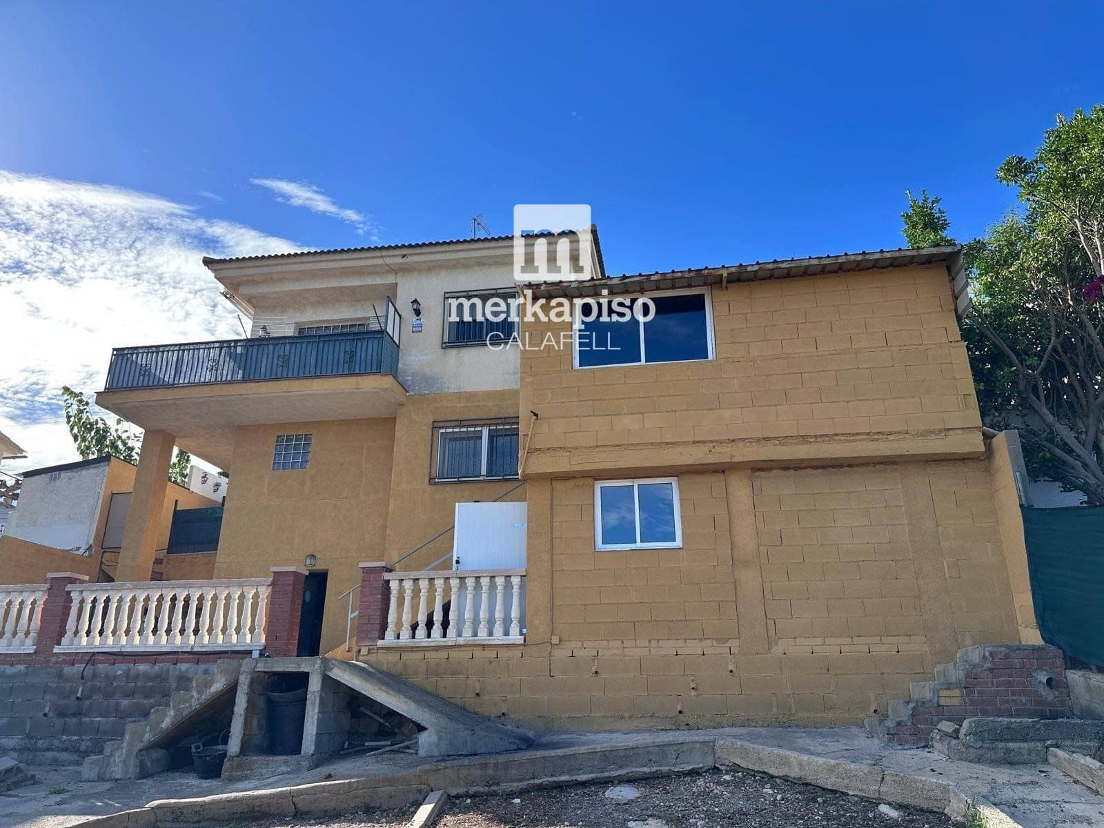 3 bedroom Villa for sale in Segur de Calafell - € 298,000 (Ref: 9506677)