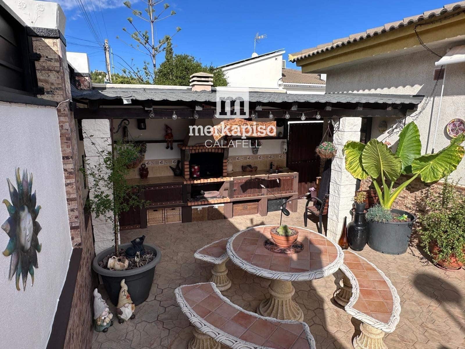 3 bedroom Villa for sale in Segur de Calafell - € 298,000 (Ref: 9506677)