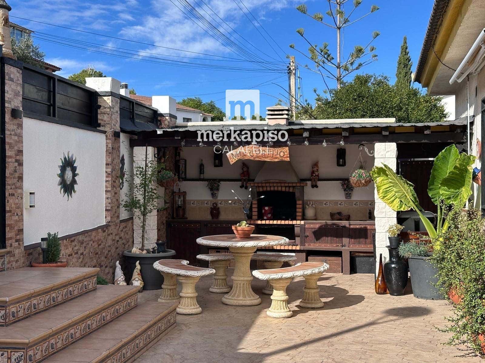 3 bedroom Villa for sale in Segur de Calafell - € 298,000 (Ref: 9506677)