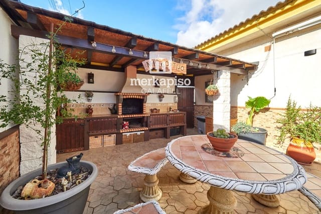 3 slaapkamer Villa te koop in Segur de Calafell, Calafell - € 298.000 (Ref: 9506677)