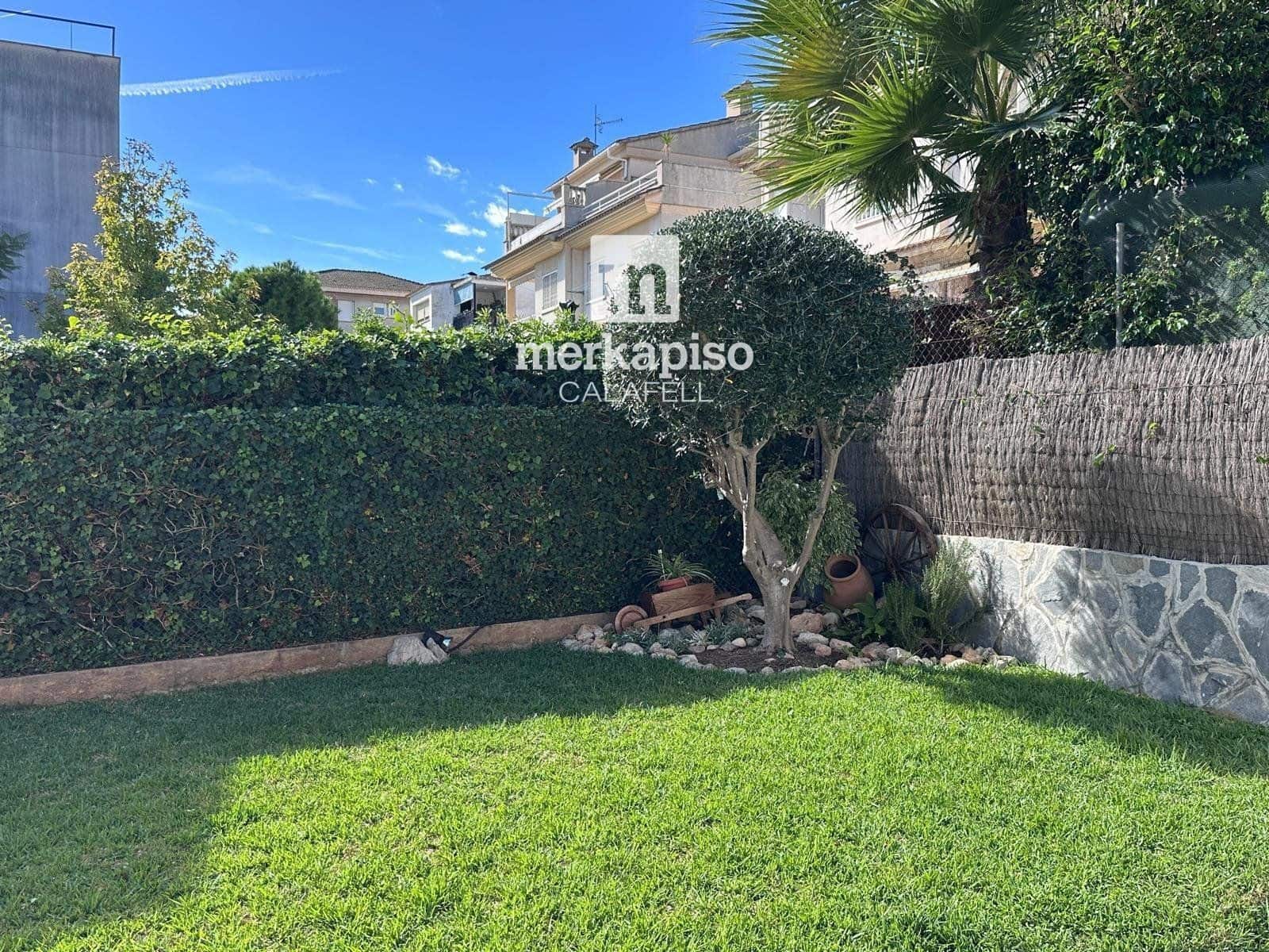 3 bedroom Flat for sale in Segur de Calafell - € 245,000 (Ref: 9506679)