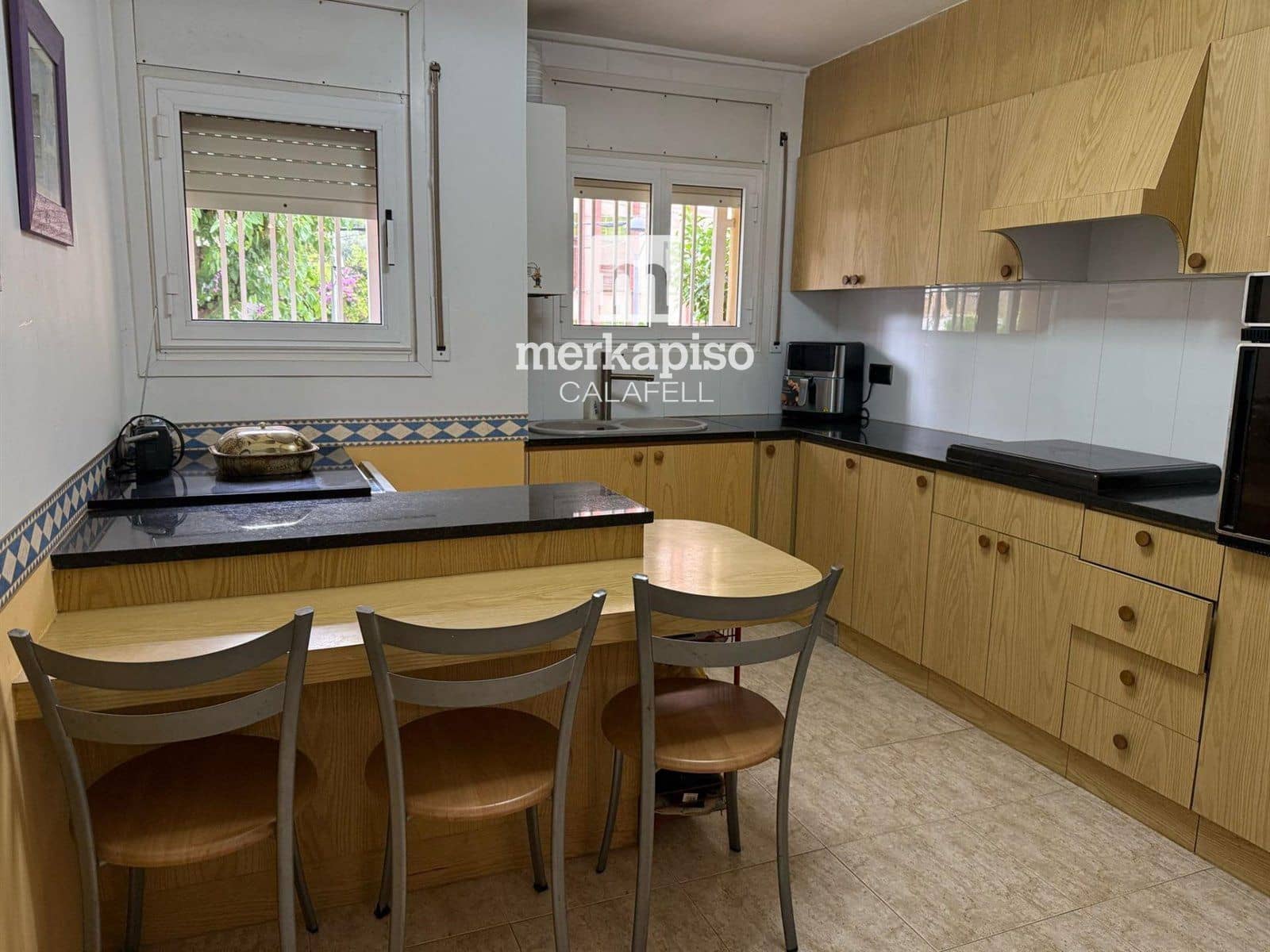 4 bedroom Flat for sale in Segur de Calafell - € 275,000 (Ref: 9506681)