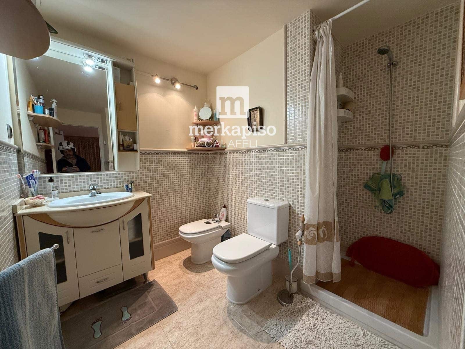 4 bedroom Flat for sale in Segur de Calafell - € 275,000 (Ref: 9506681)