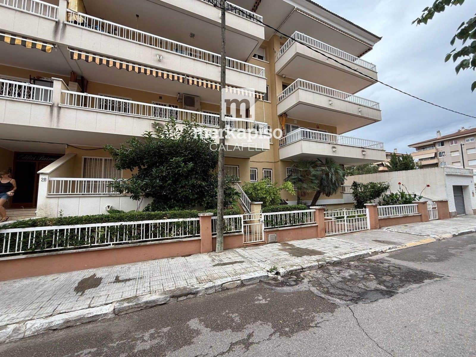 4 bedroom Flat for sale in Segur de Calafell - € 275,000 (Ref: 9506681)
