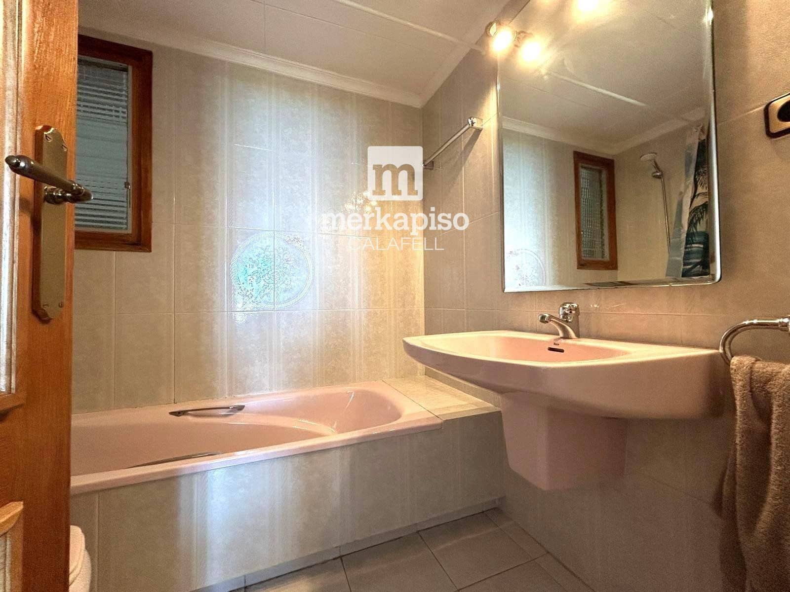 3 sypialnia Mieszkanie na sprzedaż w Calafell z basenem garażem - 435 000 € (Ref: 9506687)