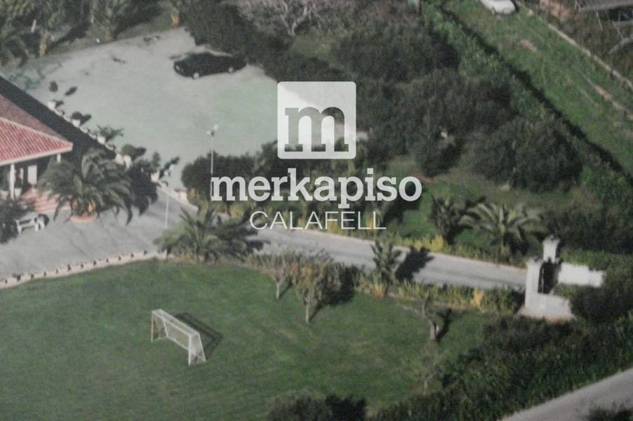 5 soveværelse Villa til salg i Santa Oliva med swimmingpool - € 675.000 (Ref: 9506690)