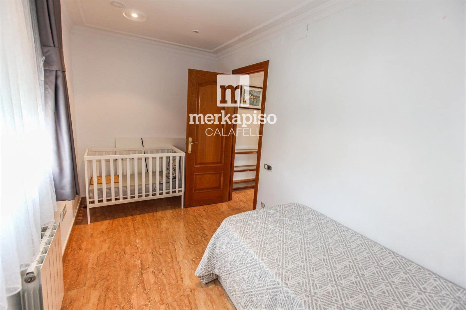 5 bedroom Villa for sale in Roda de Bara with pool garage - € 690,000 (Ref: 9506693)