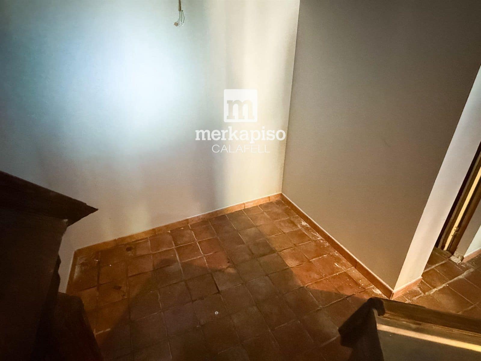 Kommersiell till salu i Calafell - 129 000 € (Ref: 9506694)