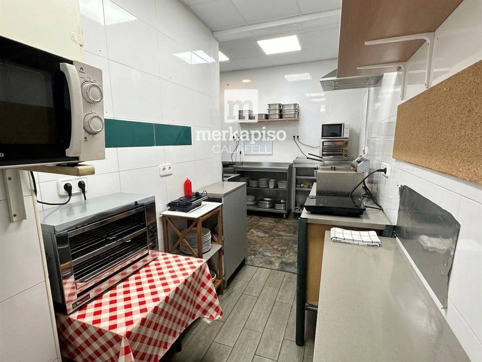Kommersiell till salu i Cunit - 259 000 € (Ref: 9506698)