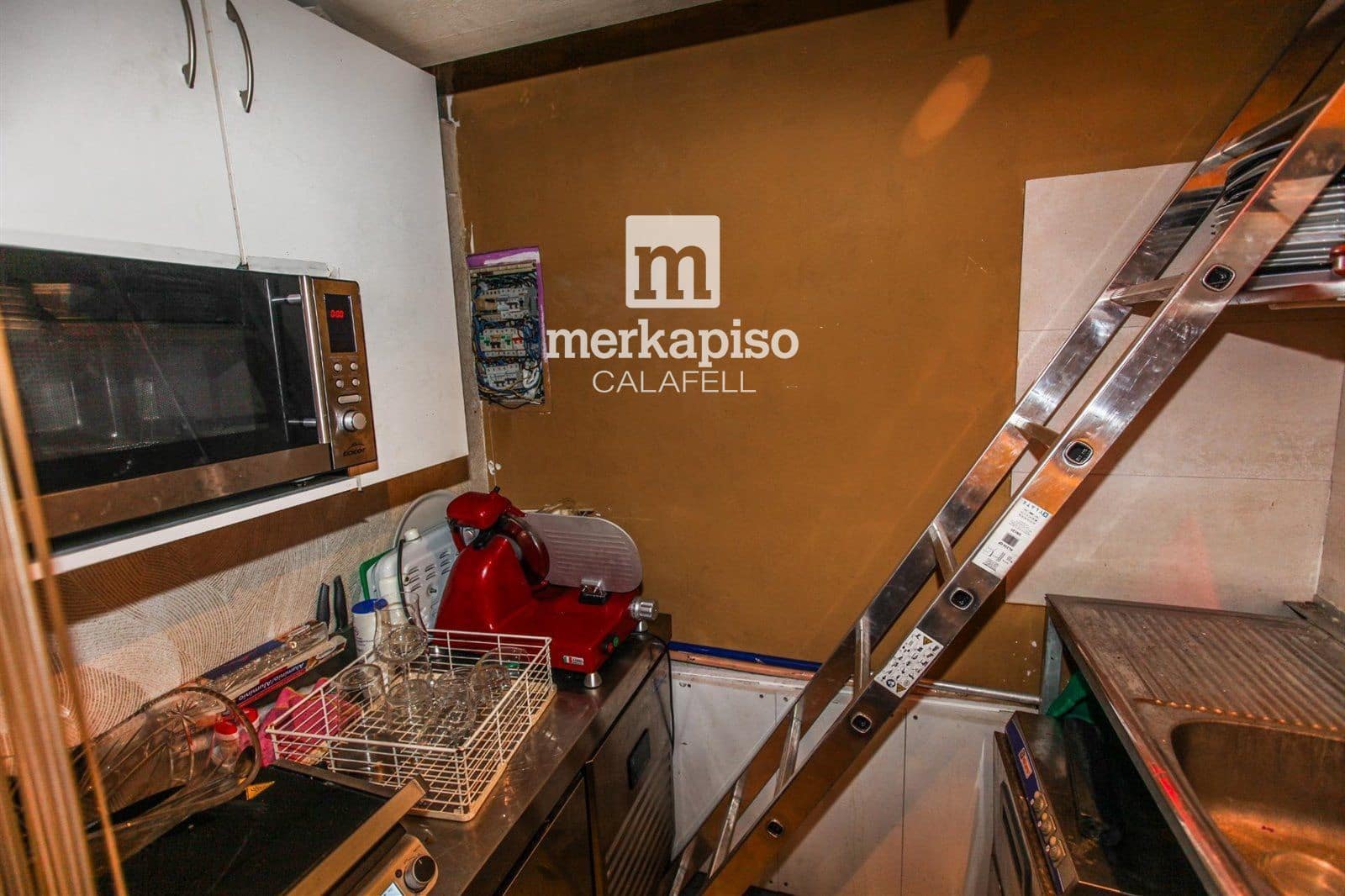 Kommersiell till salu i Calafell - 119 000 € (Ref: 9506704)