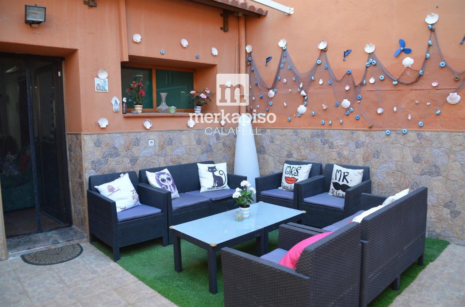 5 soverom Villa til salgs i Masllorenc med garasje - € 205 000 (Ref: 9506708)