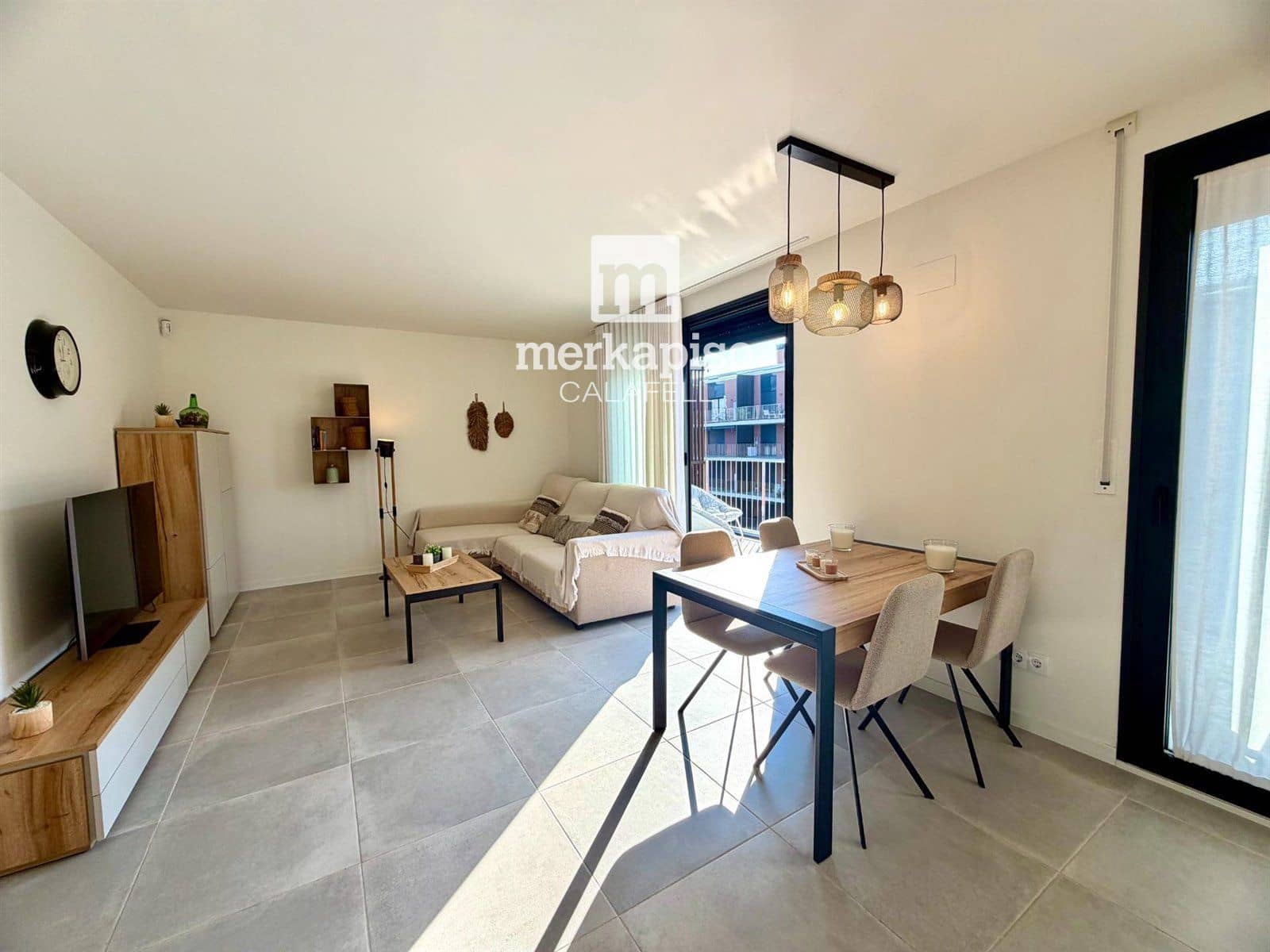 3 sypialnia Penthouse na sprzedaż w Calafell z basenem garażem - 399 500 € (Ref: 9506724)