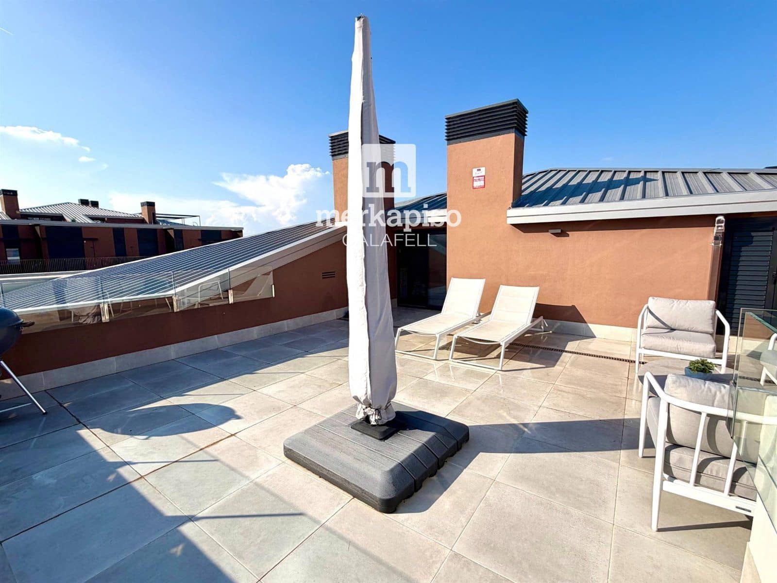 3 sypialnia Penthouse na sprzedaż w Calafell z basenem garażem - 399 500 € (Ref: 9506724)