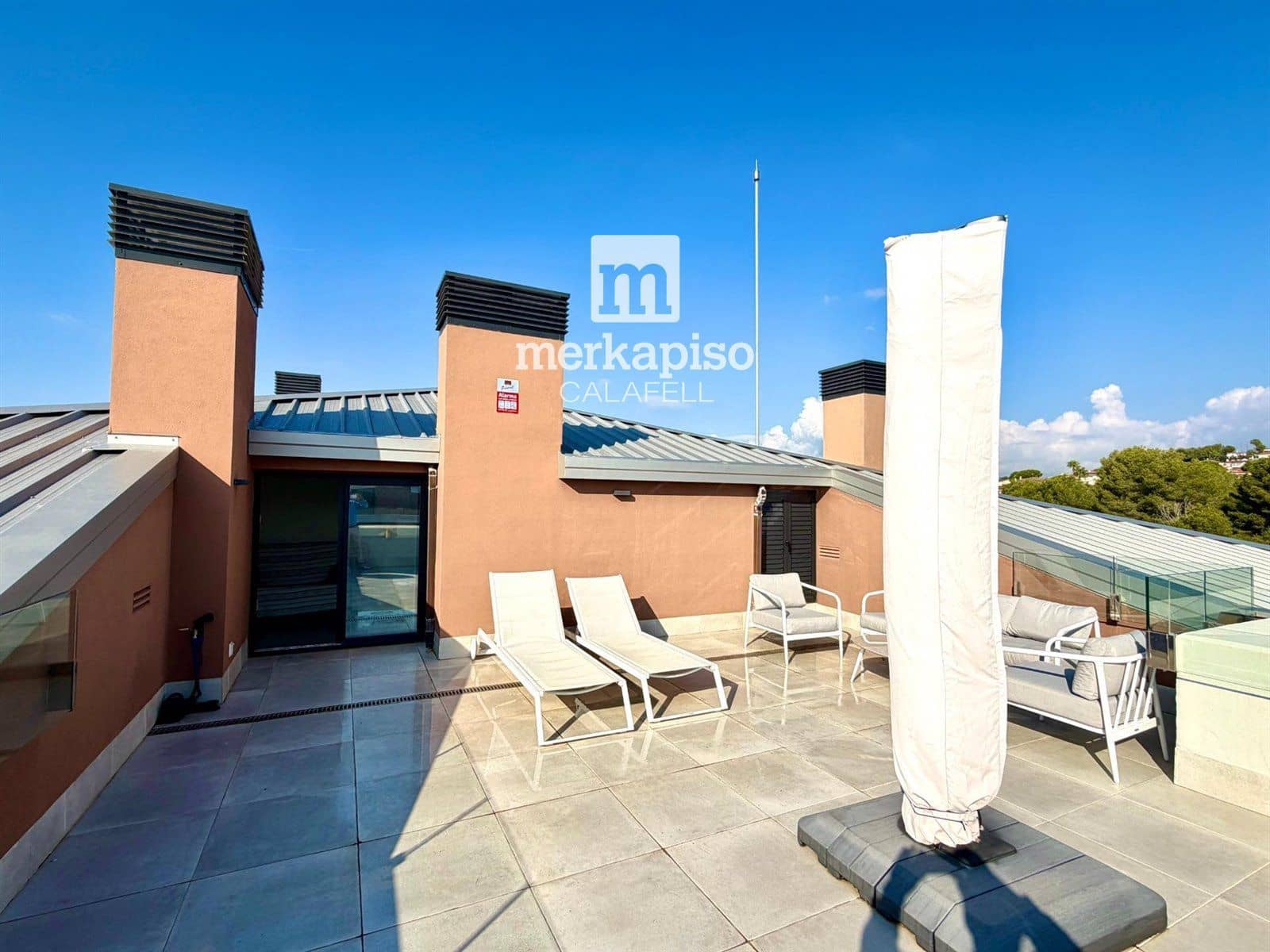 3 sypialnia Penthouse na sprzedaż w Calafell z basenem garażem - 399 500 € (Ref: 9506724)