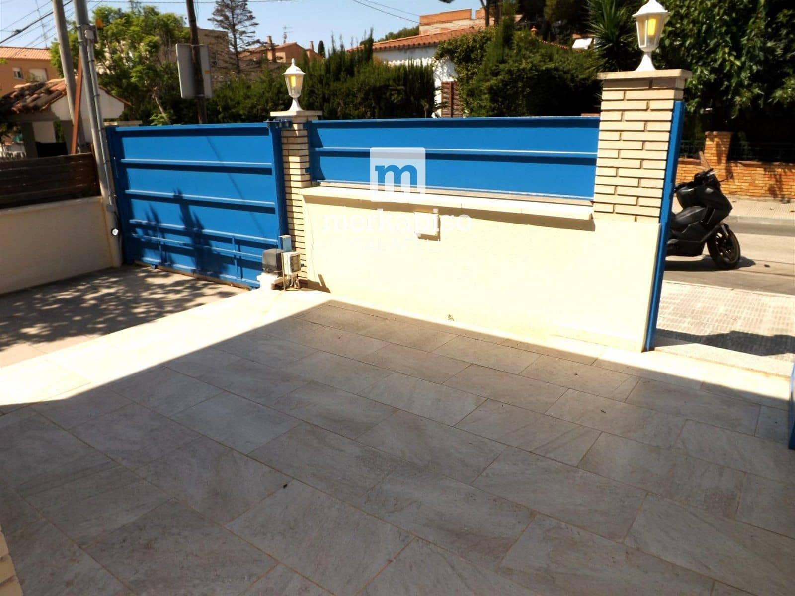 5 makuuhuone Omakotitalo myytävänä paikassa Segur de Calafell mukana 
autotalli - 365 000 € (Ref: 9506736)