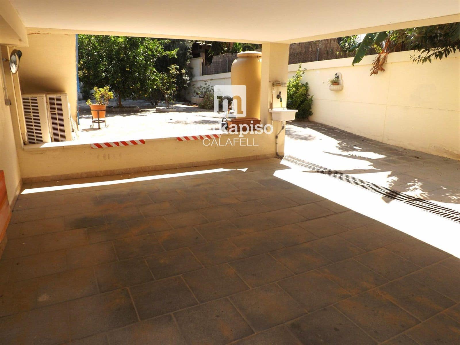 5 makuuhuone Omakotitalo myytävänä paikassa Segur de Calafell mukana 
autotalli - 365 000 € (Ref: 9506736)