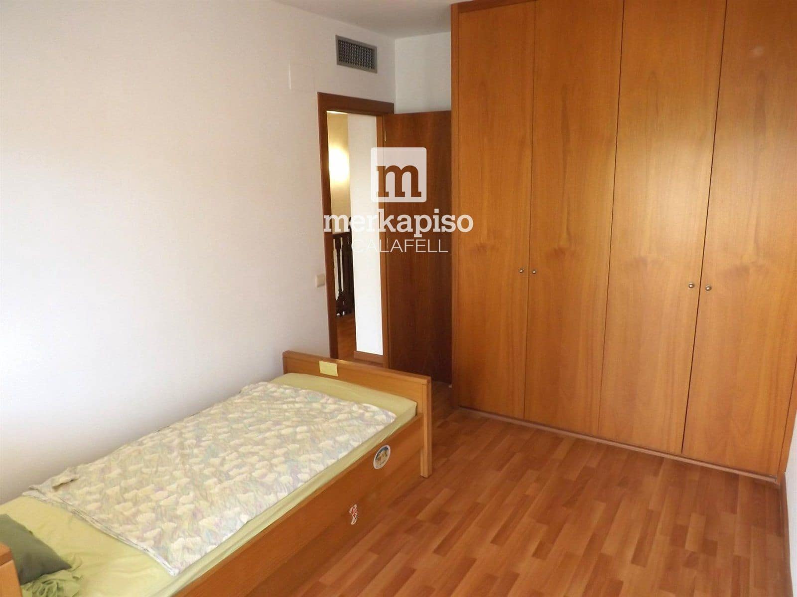 5 makuuhuone Omakotitalo myytävänä paikassa Segur de Calafell mukana 
autotalli - 365 000 € (Ref: 9506736)