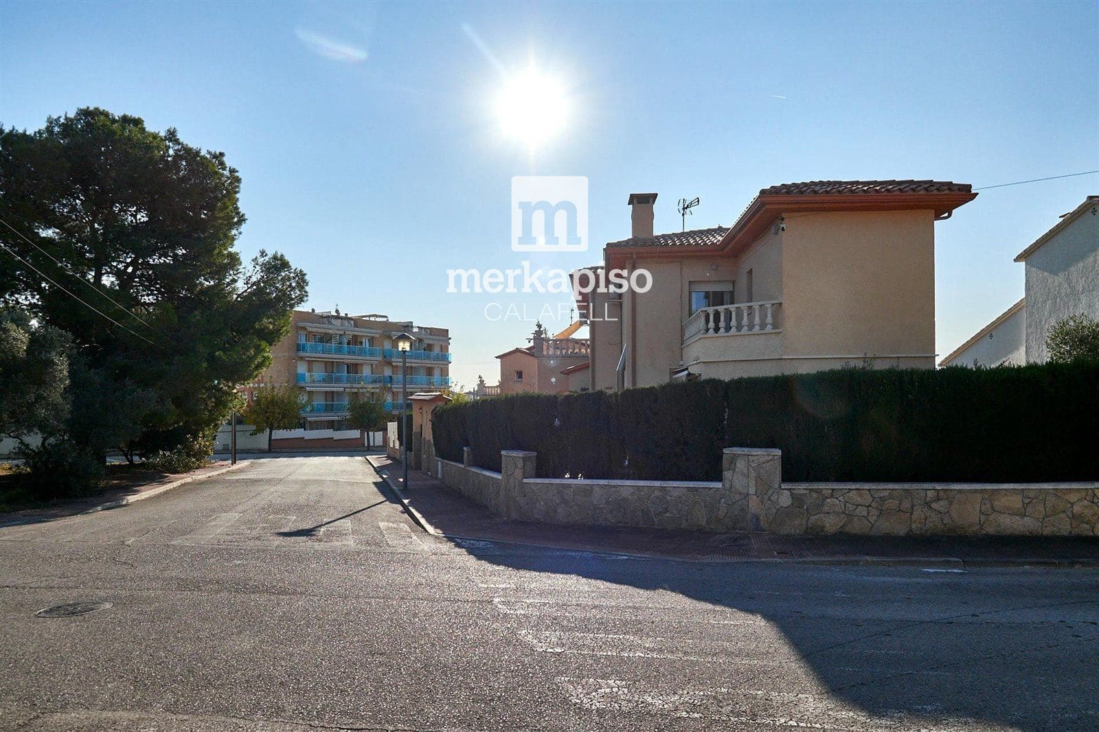 4 sypialnia Willa na sprzedaż w El Vendrell z basenem - 450 000 € (Ref: 9506738)