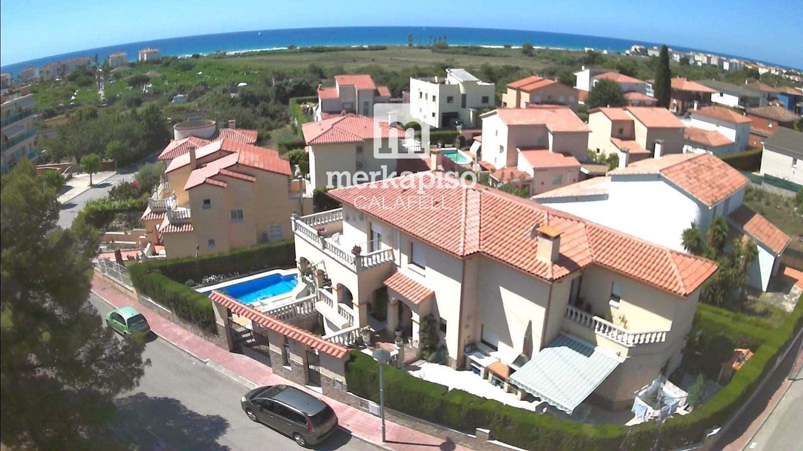 4 sypialnia Willa na sprzedaż w El Vendrell z basenem - 450 000 € (Ref: 9506738)