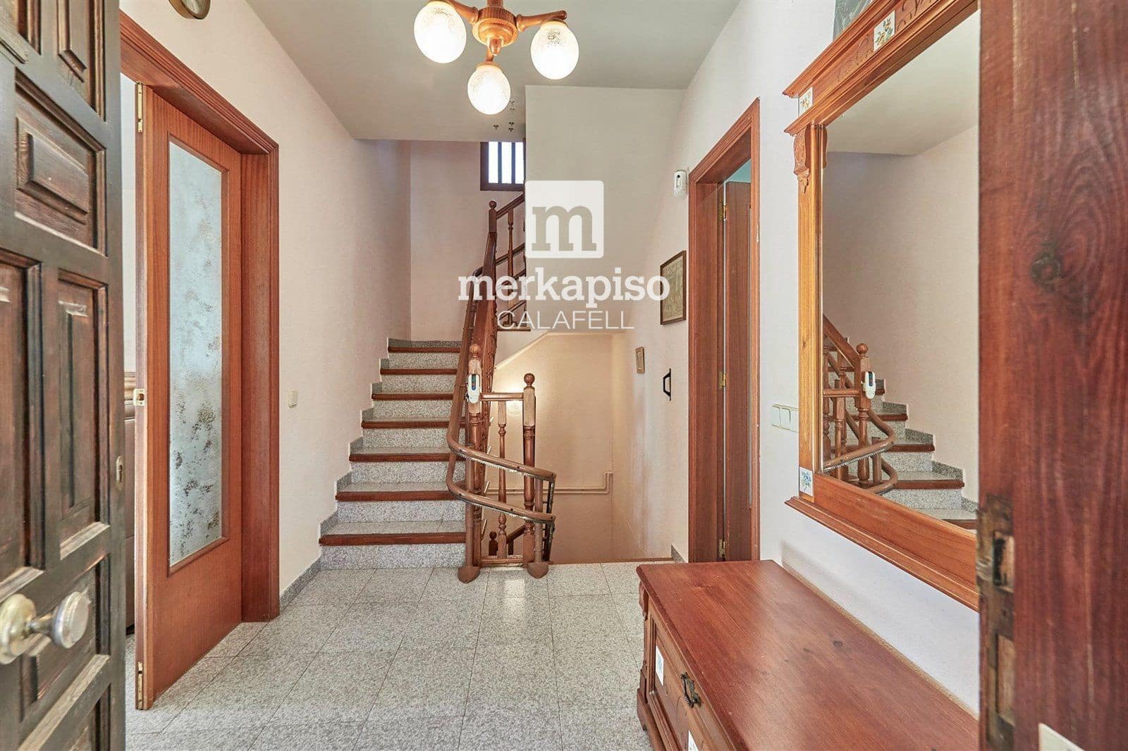 4 sypialnia Willa na sprzedaż w El Vendrell z basenem - 450 000 € (Ref: 9506738)