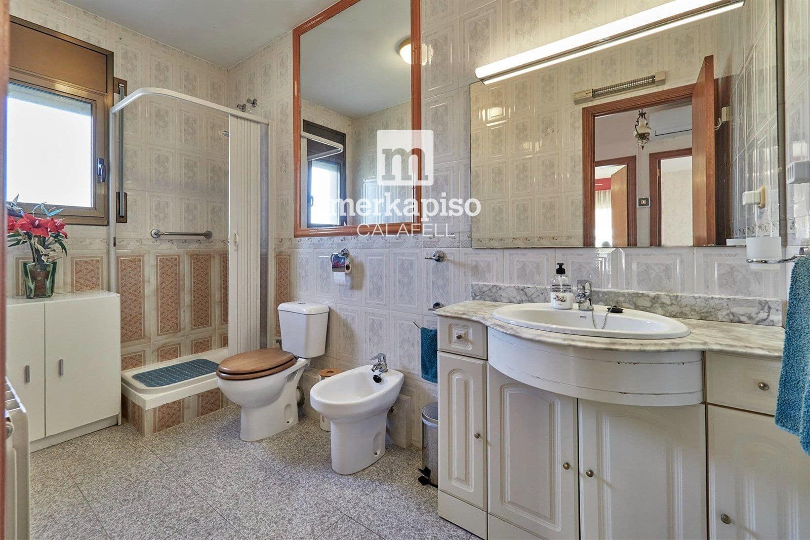 4 sypialnia Willa na sprzedaż w El Vendrell z basenem - 450 000 € (Ref: 9506738)