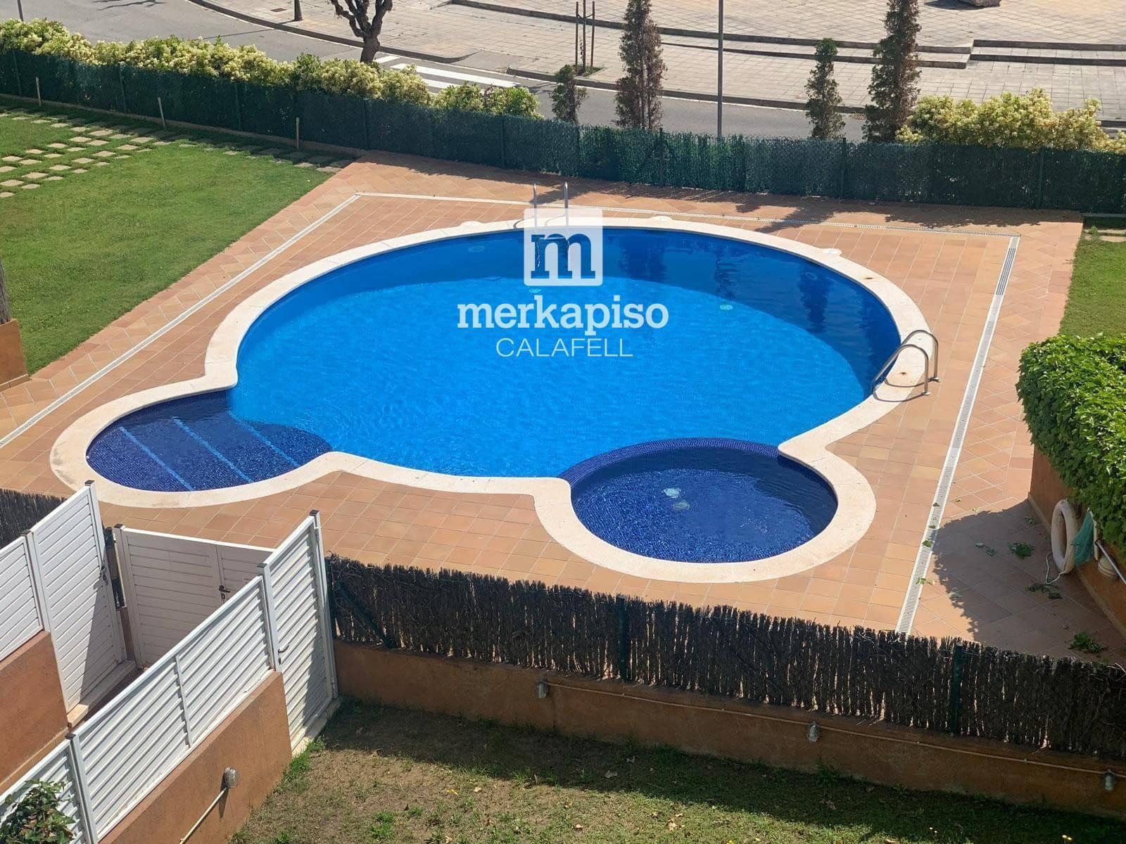3 bedroom Flat for sale in Roda de Bara with pool garage - € 225,000 (Ref: 9506739)