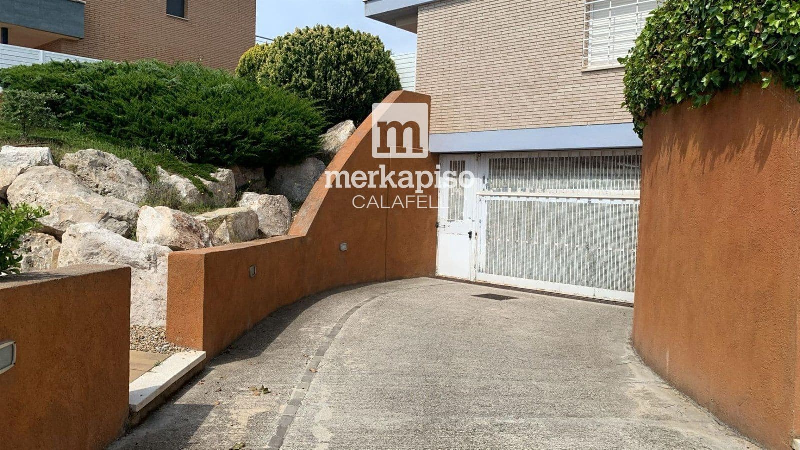 3 bedroom Flat for sale in Roda de Bara with pool garage - € 225,000 (Ref: 9506739)