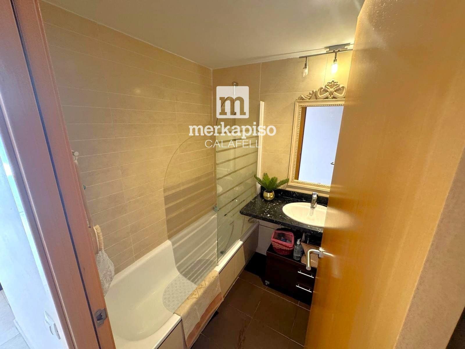 3 slaapkamer Flat te koop in El Vendrell met zwembad - € 285.000 (Ref: 9506740)