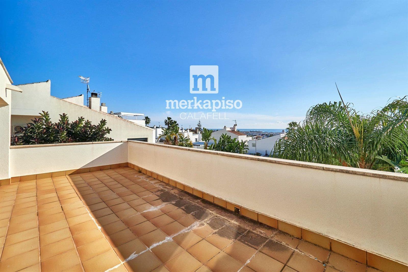 3 bedroom Townhouse for sale in Calafell with pool - € 480,000 (Ref: 9506741)