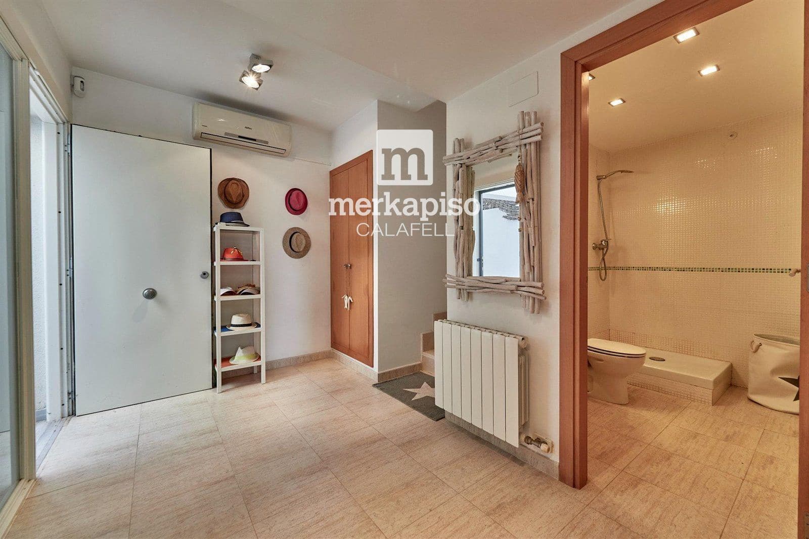 3 bedroom Townhouse for sale in Calafell with pool - € 480,000 (Ref: 9506741)