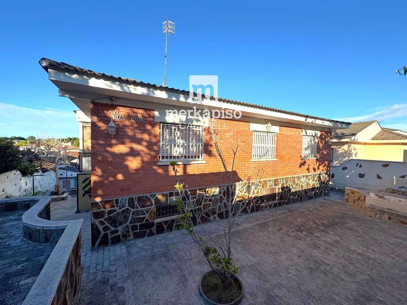 6 sypialnia Willa na sprzedaż w Segur de Calafell z basenem - 335 000 € (Ref: 9506742)