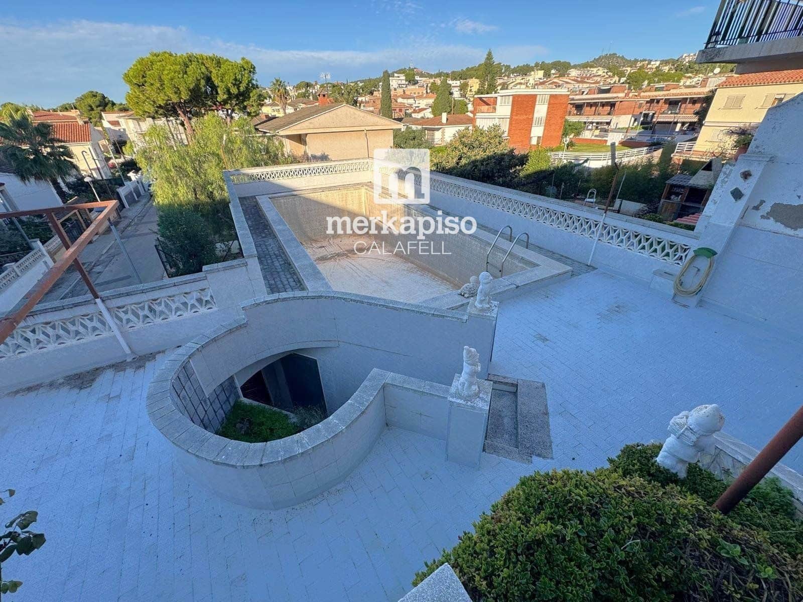 6 sypialnia Willa na sprzedaż w Segur de Calafell z basenem - 335 000 € (Ref: 9506742)