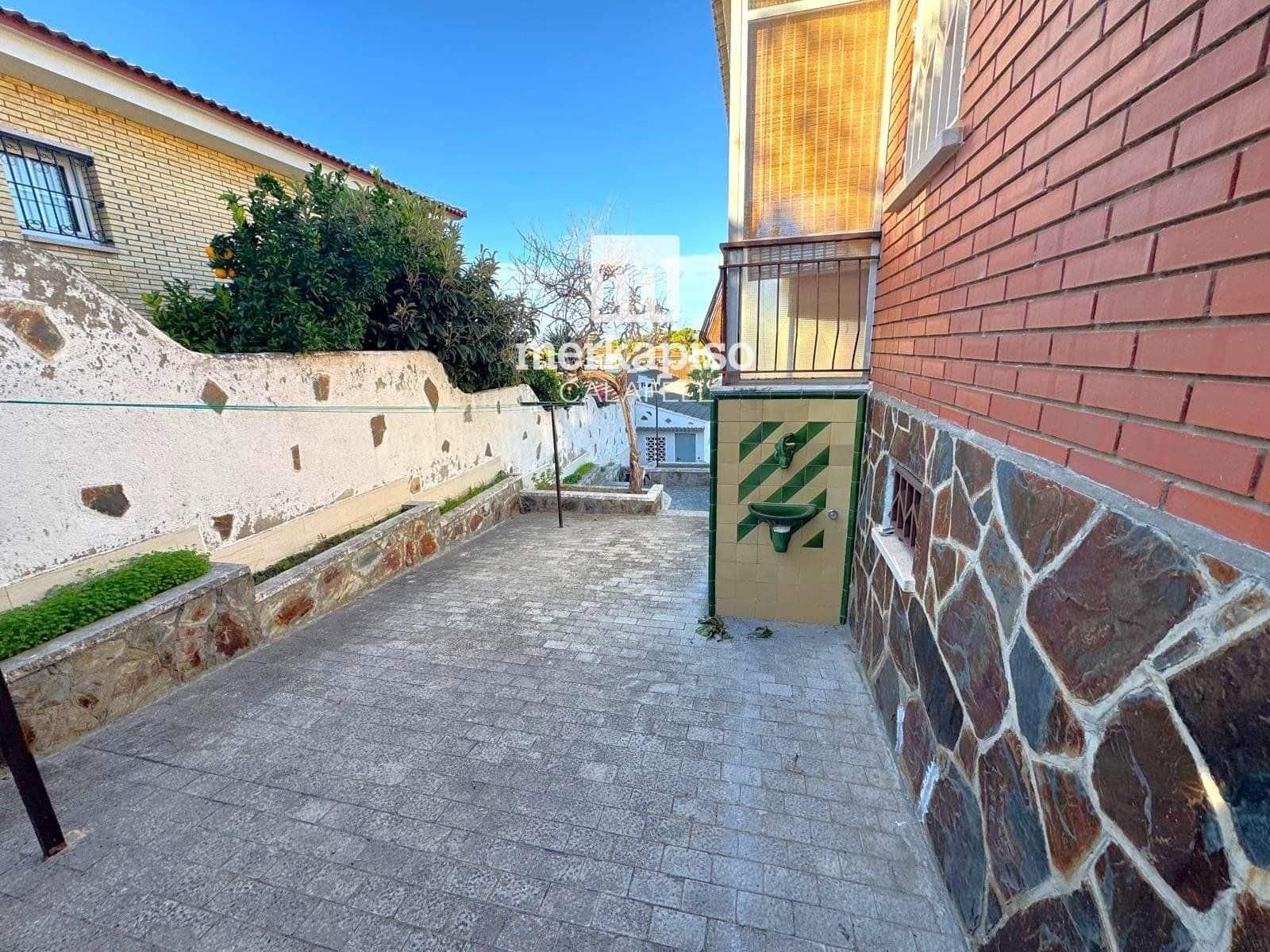 6 sypialnia Willa na sprzedaż w Segur de Calafell z basenem - 335 000 € (Ref: 9506742)