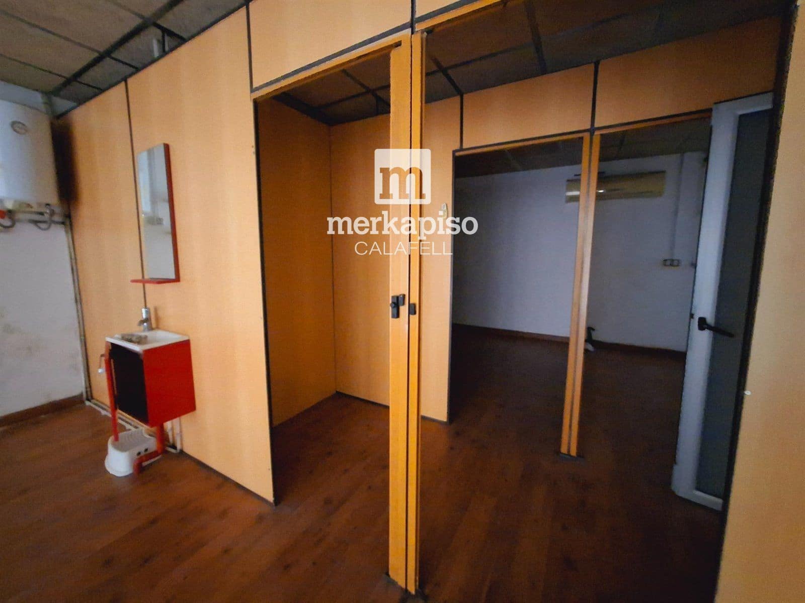 Commerciale in vendita in Bellvei - 105.000 € (Rif: 9511300)