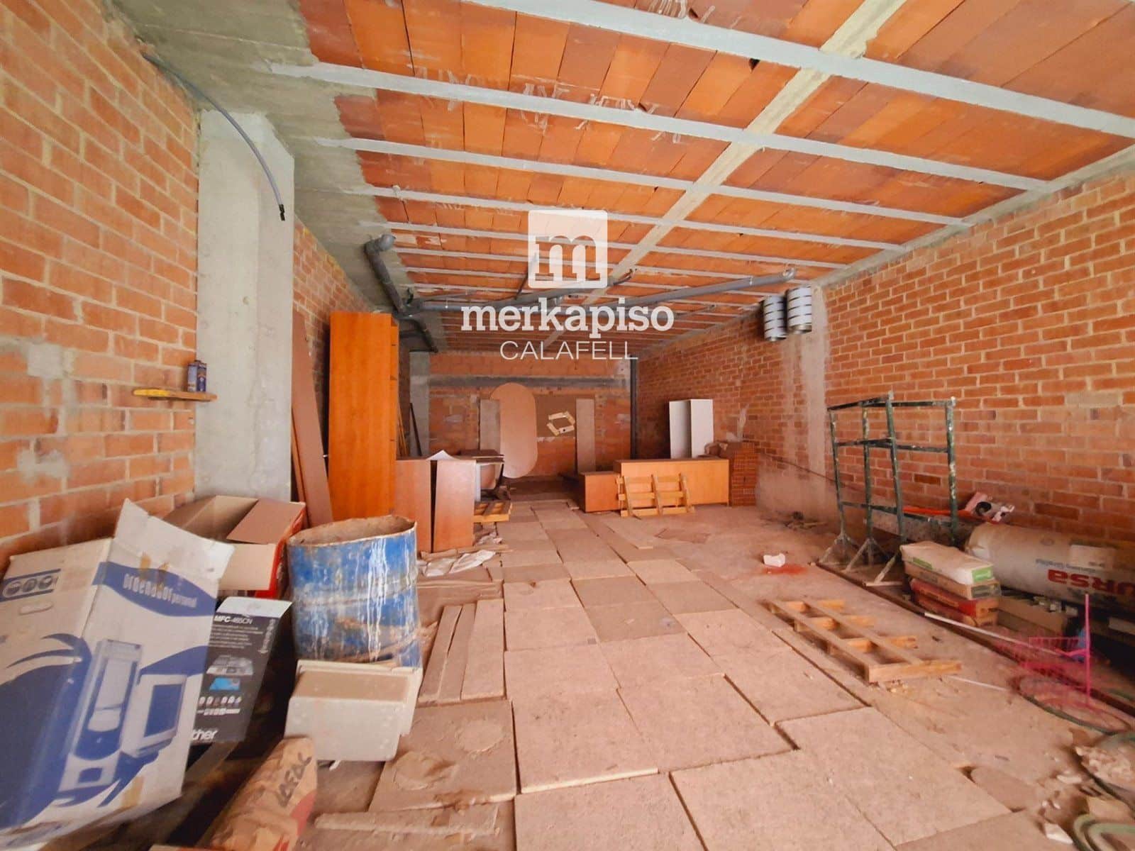 Commerciale in vendita in Bellvei - 105.000 € (Rif: 9511300)