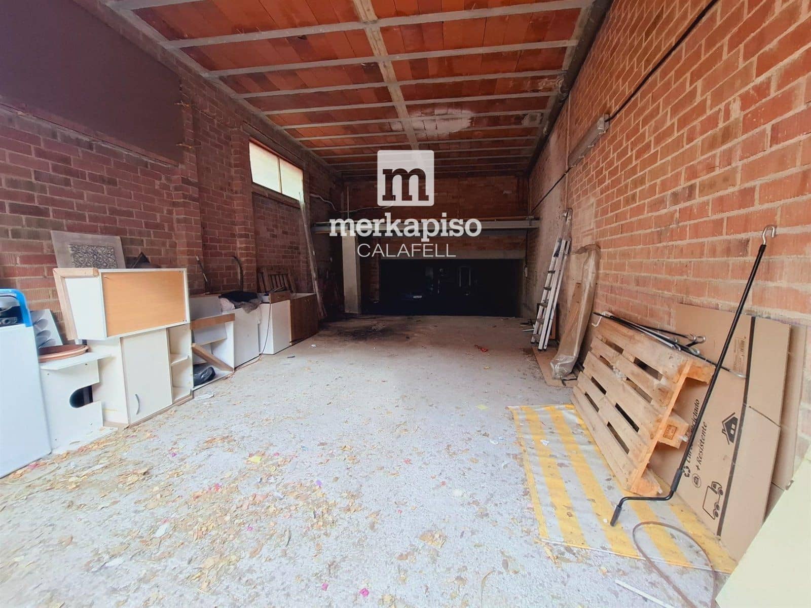 Commerciale in vendita in Bellvei - 105.000 € (Rif: 9511300)