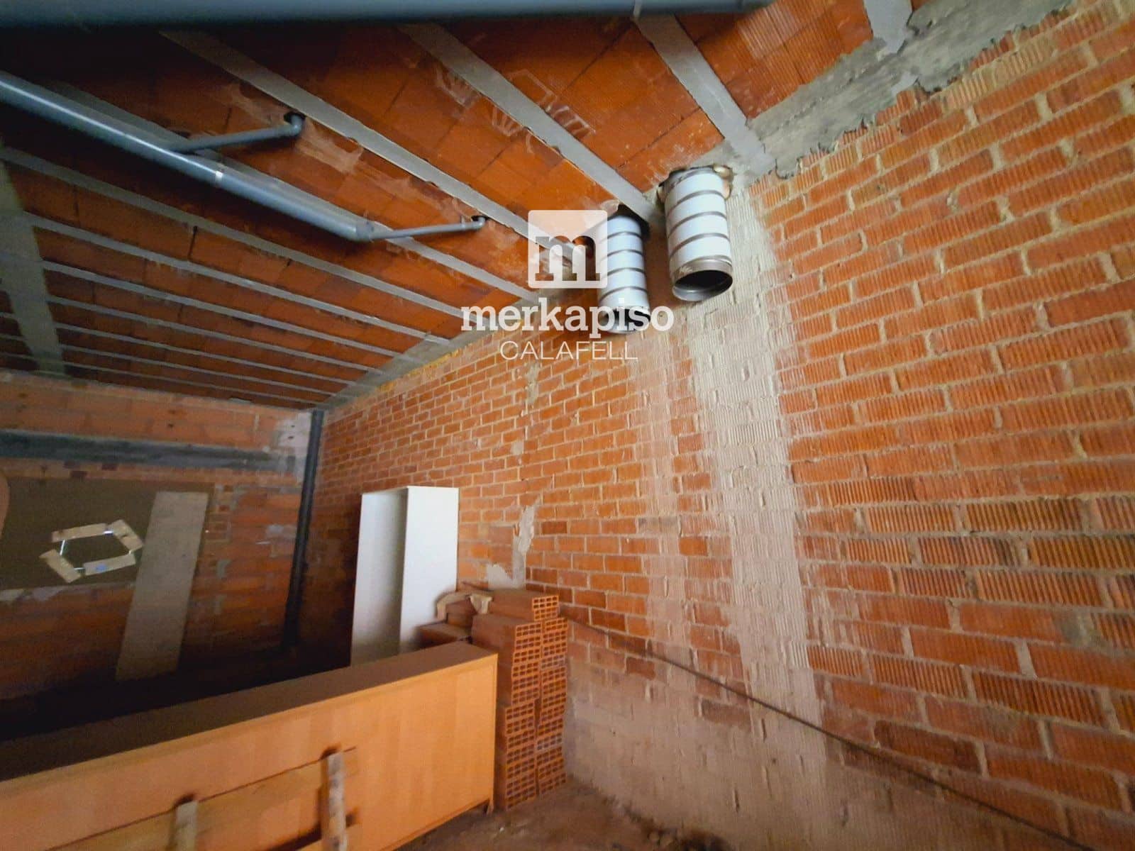 Commerciale in vendita in Bellvei - 105.000 € (Rif: 9511300)