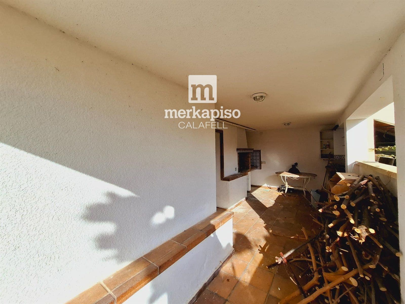 4 soveværelse Byhus til salg i Calafell med swimmingpool garage - € 480.000 (Ref: 9511302)