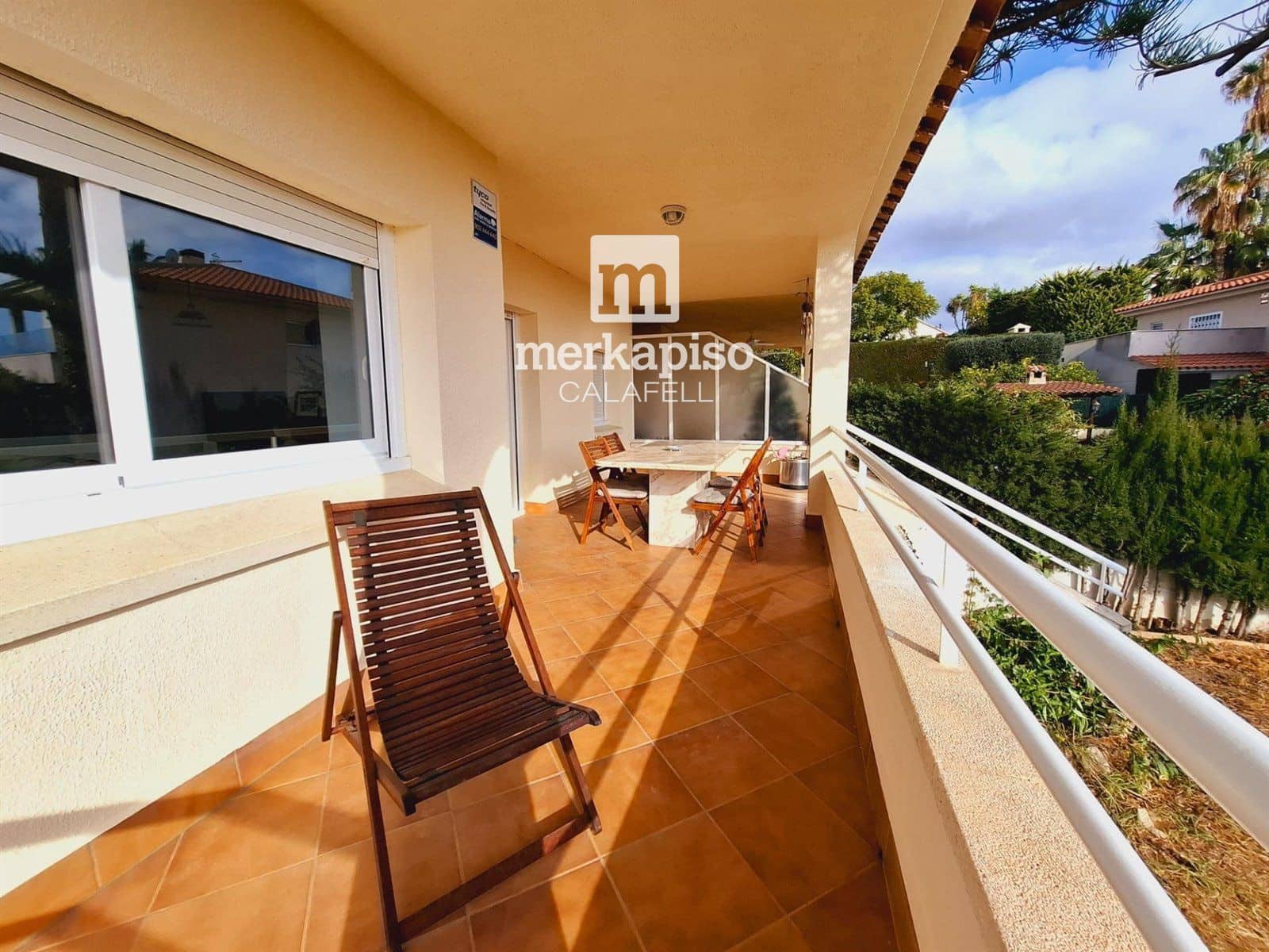 4 soveværelse Byhus til salg i Calafell med swimmingpool garage - € 480.000 (Ref: 9511302)