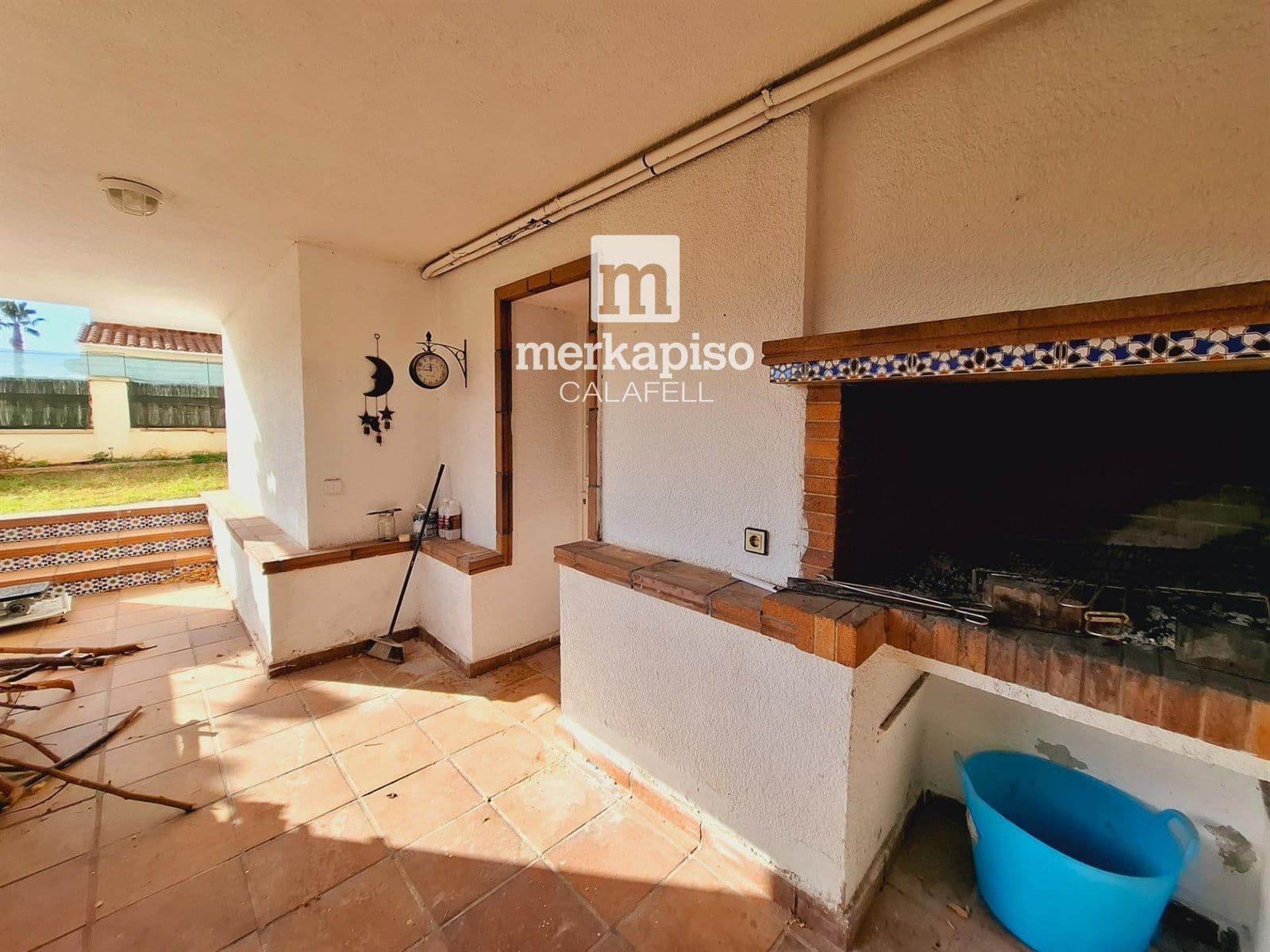 4 soveværelse Byhus til salg i Calafell med swimmingpool garage - € 480.000 (Ref: 9511302)