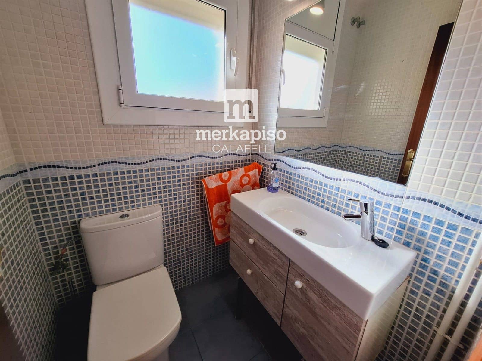 4 soveværelse Byhus til salg i Calafell med swimmingpool garage - € 480.000 (Ref: 9511302)