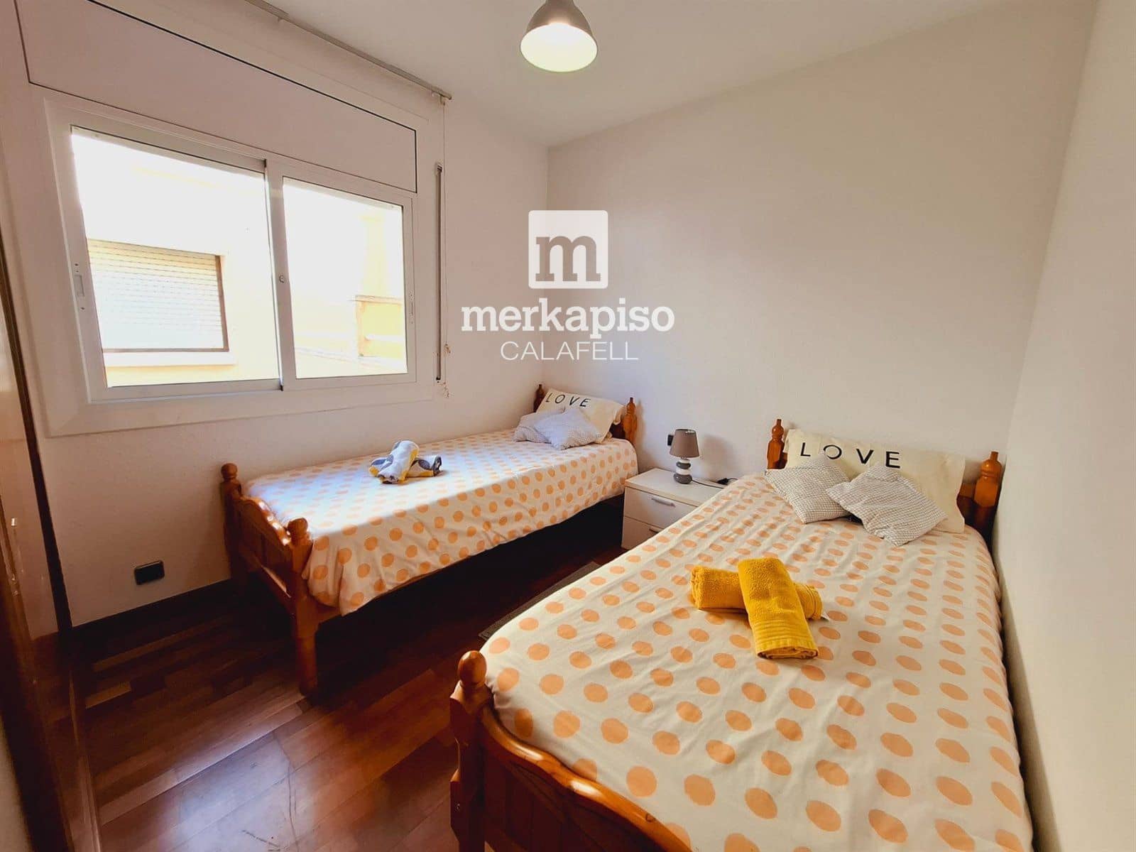 4 soveværelse Byhus til salg i Calafell med swimmingpool garage - € 480.000 (Ref: 9511302)