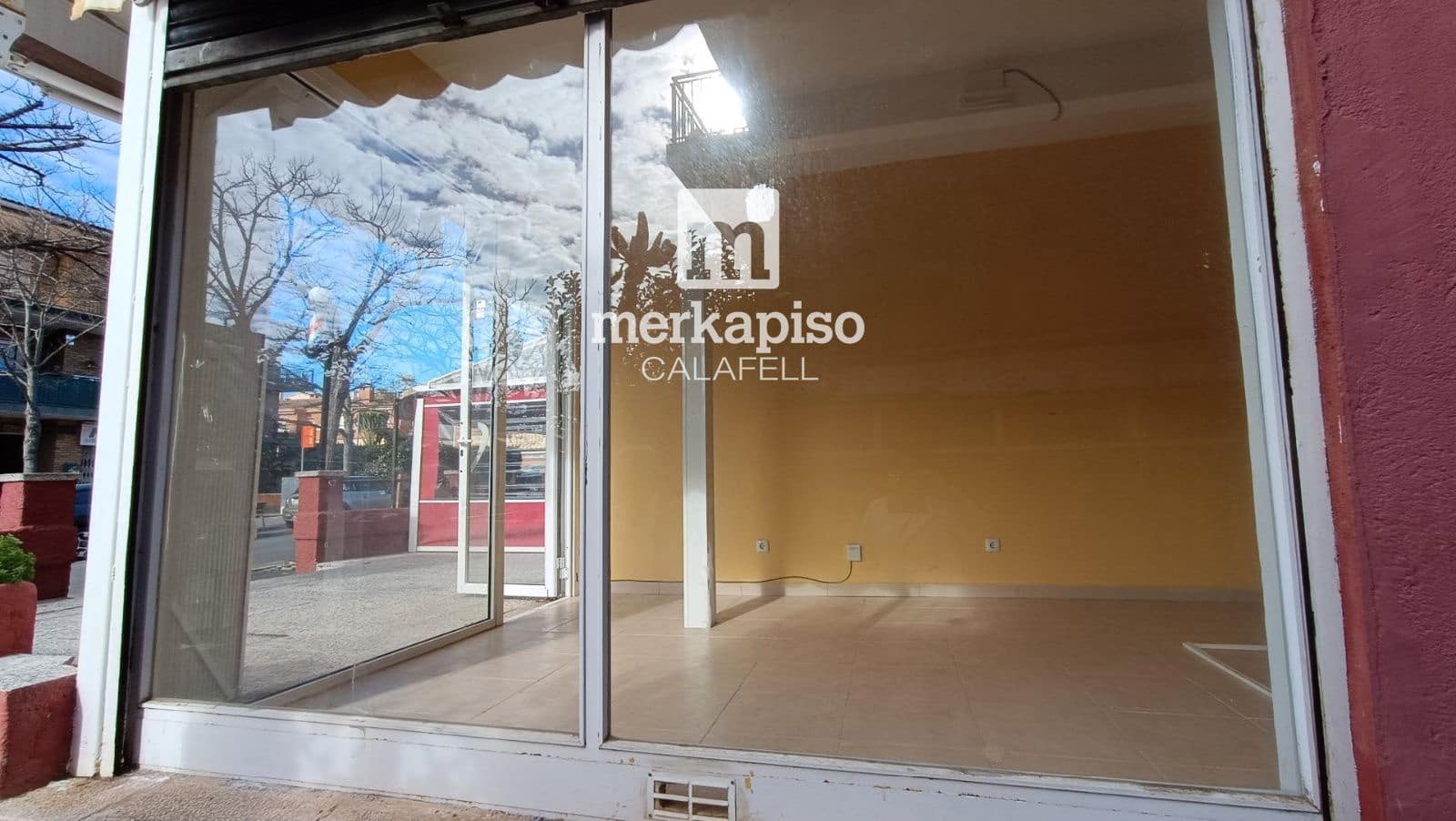 Kaupallinen myytävänä paikassa Segur de Calafell - 35 000 € (Ref: 9519285)